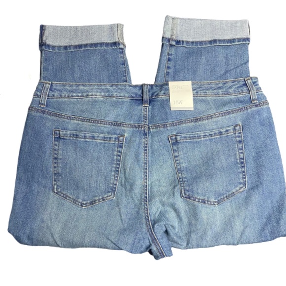 NWT Style & Co Plus Capri Jeans - Picture 2 of 4